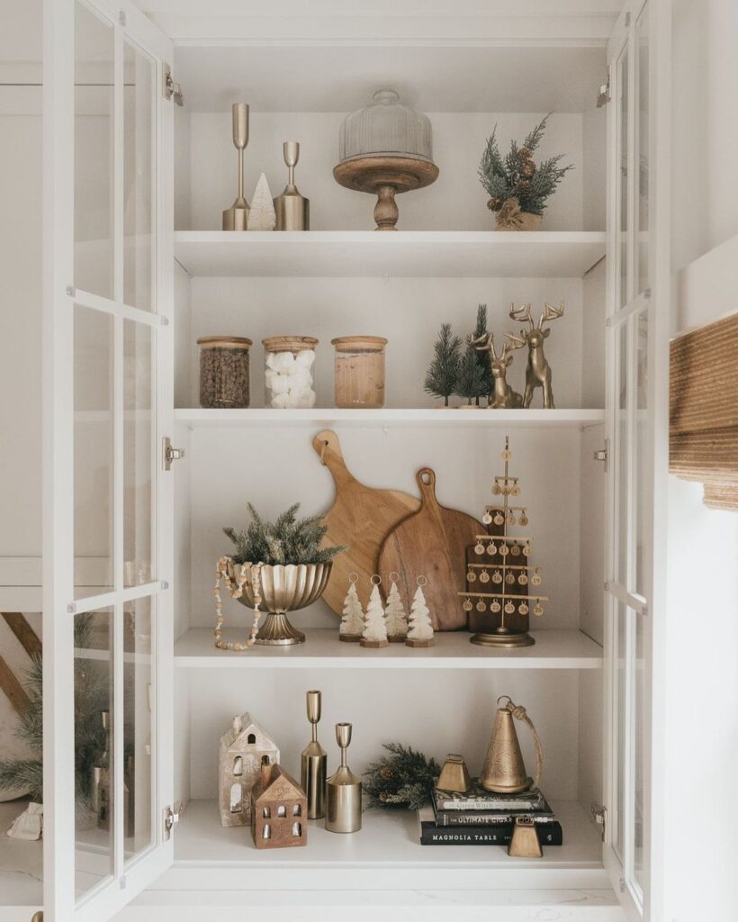 28+ Breathtaking Indoor Christmas Decoration Ideas for 2024