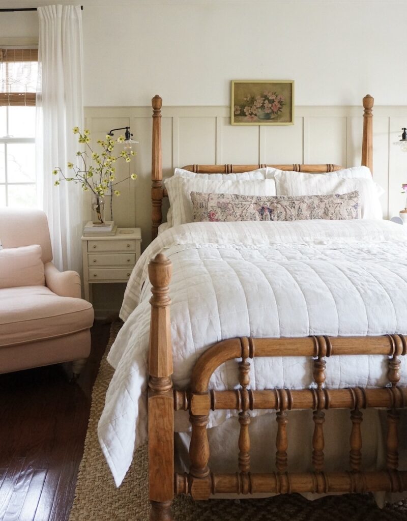 20+ Cottagecore Bedrooms With A Vintage Feel You'll Love!