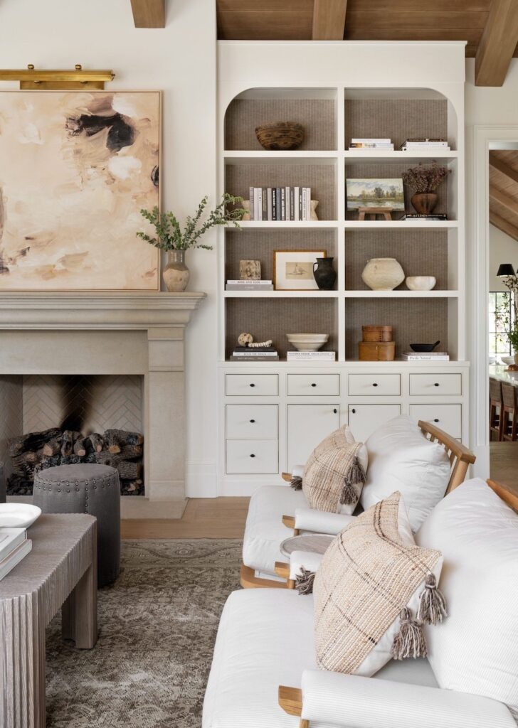 Beautiful Fireplace Built-Ins: 18+ Ideas That Inspire
